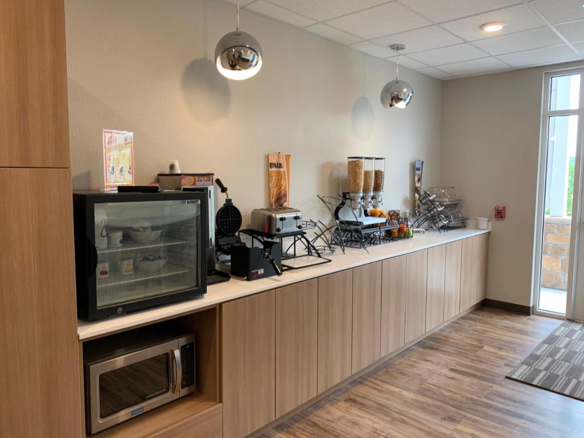 Microtel Inn & Suites By Wyndham Woodland Park Exterior foto
