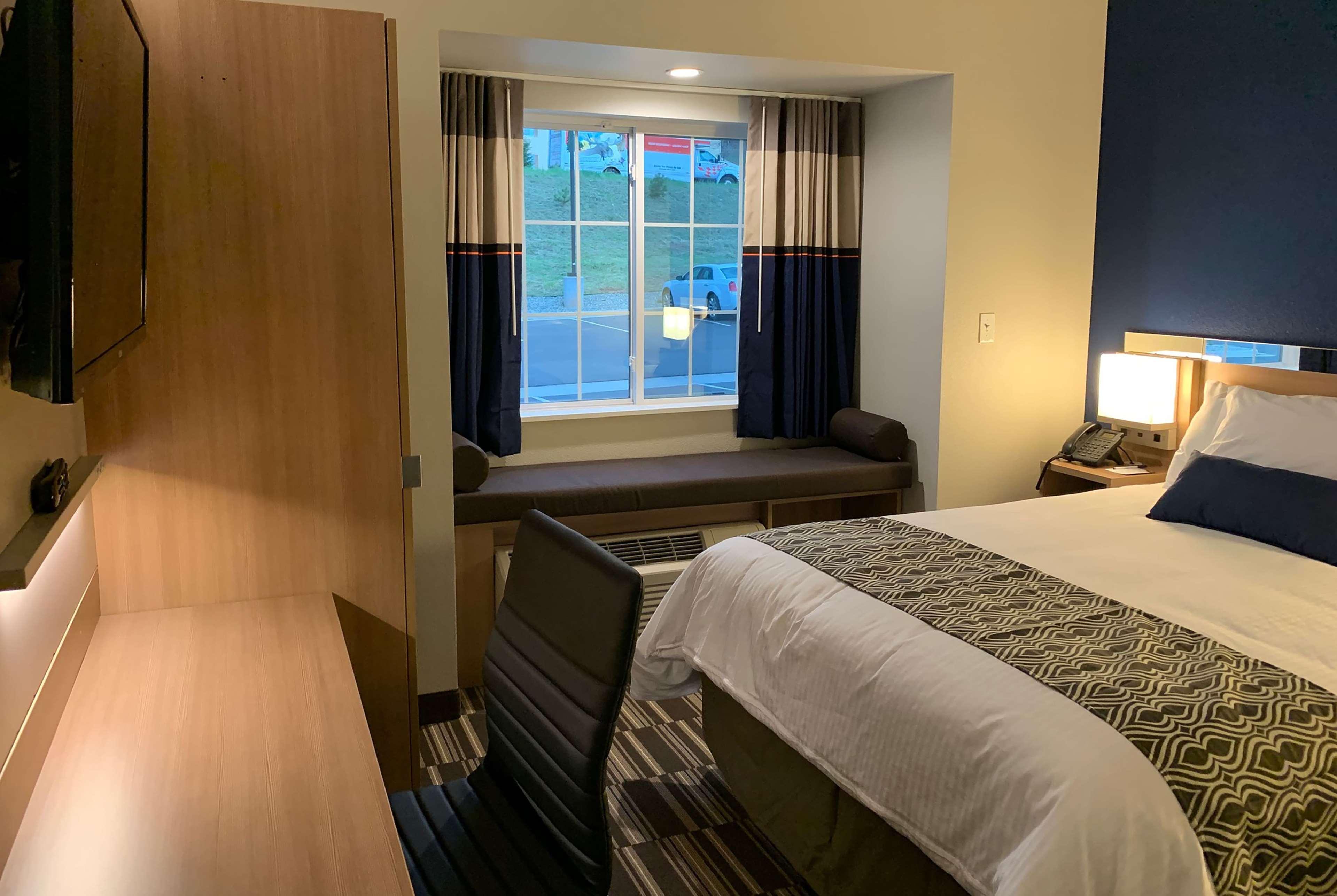 Microtel Inn & Suites By Wyndham Woodland Park Exterior foto